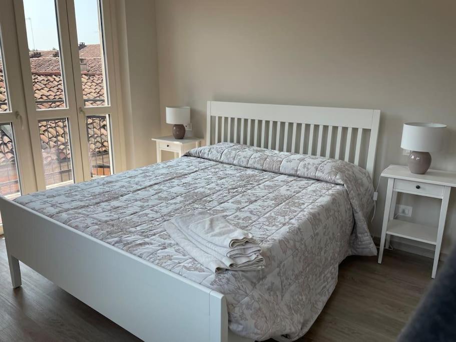 אסטי Suite De Rolandis Cin Itoo5Oo5C22Cdbezny מראה חיצוני תמונה