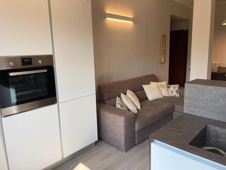 אסטי Suite De Rolandis Cin Itoo5Oo5C22Cdbezny מראה חיצוני תמונה